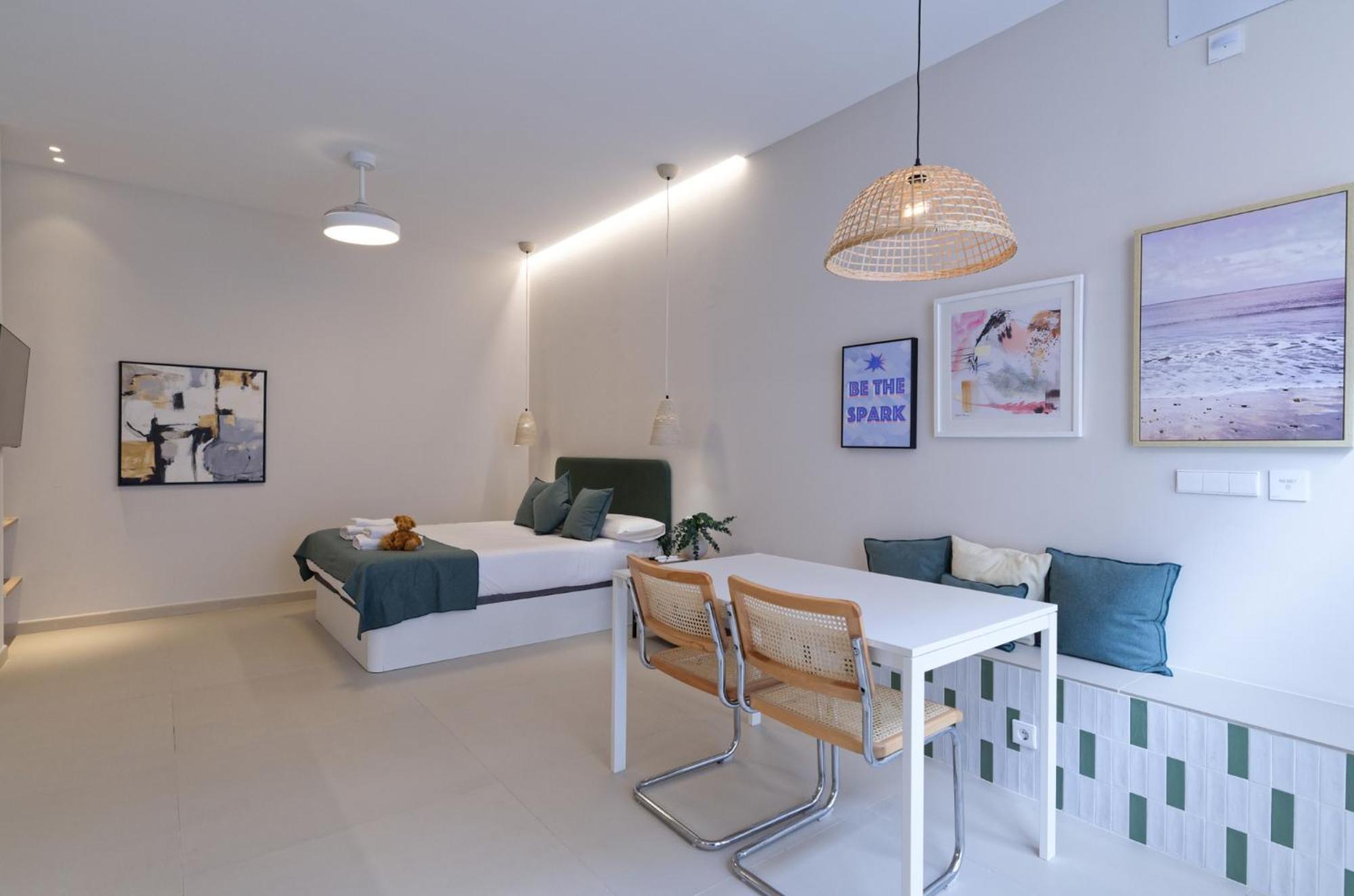 Osito Hub - Esteban Ballester Valencia Exterior photo